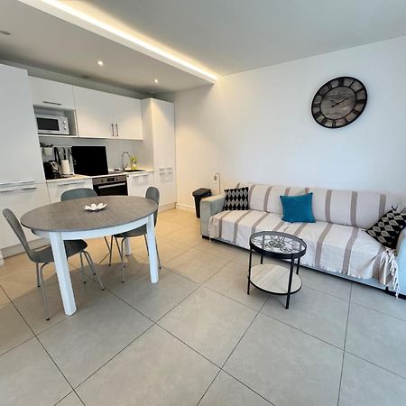 Les Volets Bleus Apartment Nice Exterior photo