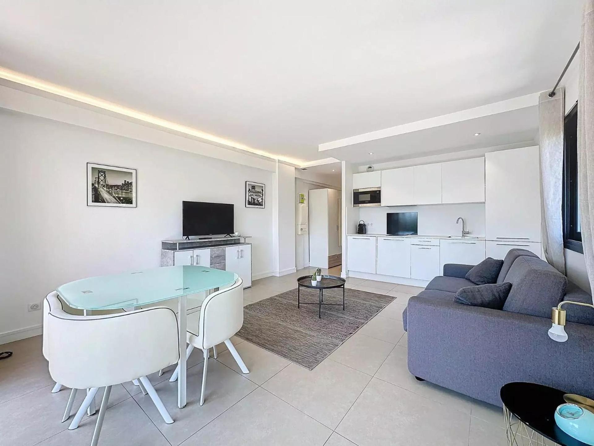 Les Volets Bleus Apartment Nice Exterior photo