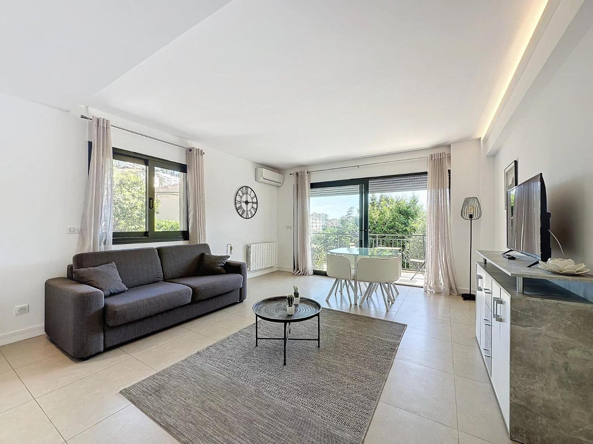 Les Volets Bleus Apartment Nice Exterior photo